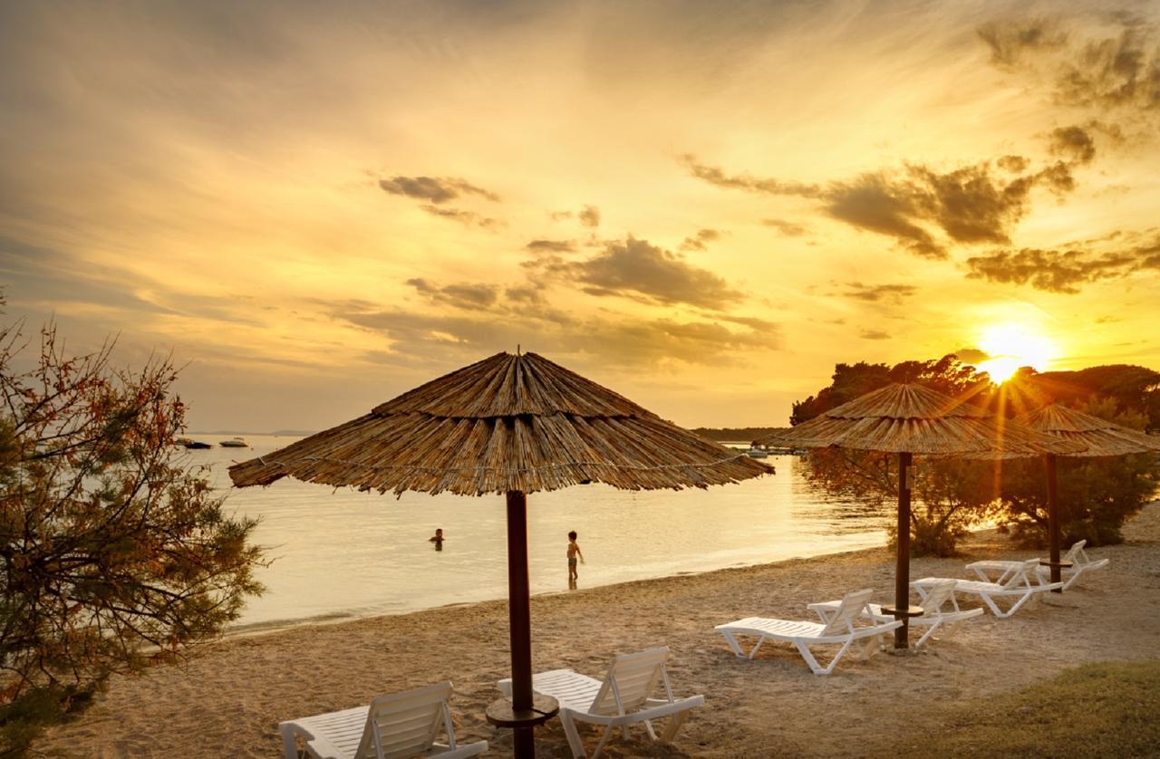 Valamar Camping Padova Banjol Eksteriør bilde