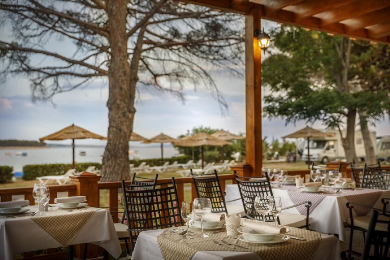 Valamar Camping Padova Banjol Eksteriør bilde
