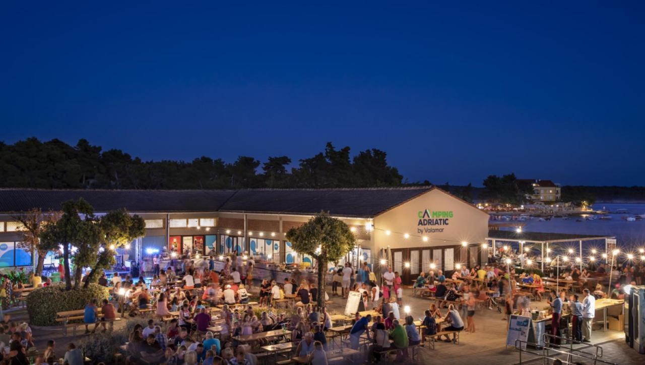 Valamar Camping Padova Banjol Eksteriør bilde